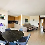 Luxury High Floor, Ac, Pool, Sea, Mountain Views *