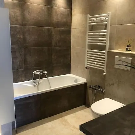 Apartamento Luxury Apartment 4 W Pool, Sea And Mountain Views