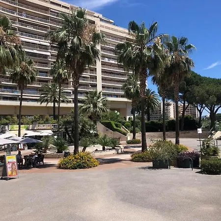 Luxury Apartment 4 W Pool, Sea And Mountain Views Apartamento Mandelieu