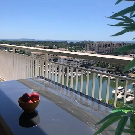 Luxury Apartment 4 W Pool, Sea And Mountain Views * Mandelieu