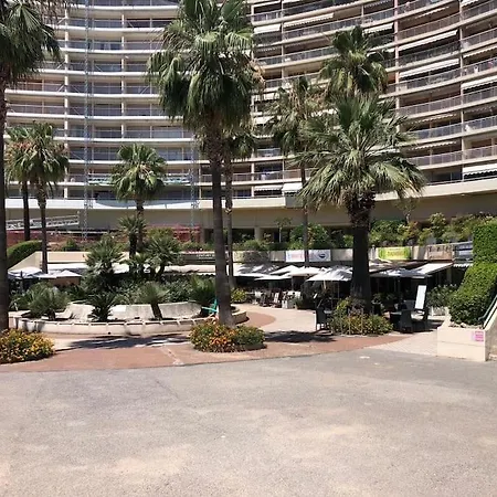 Vue Mer Et Grand Confort A Mandelieu La Napoule Apartamento *